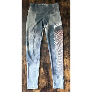 VENOR flying feather, full link leggings Size M / NWOT